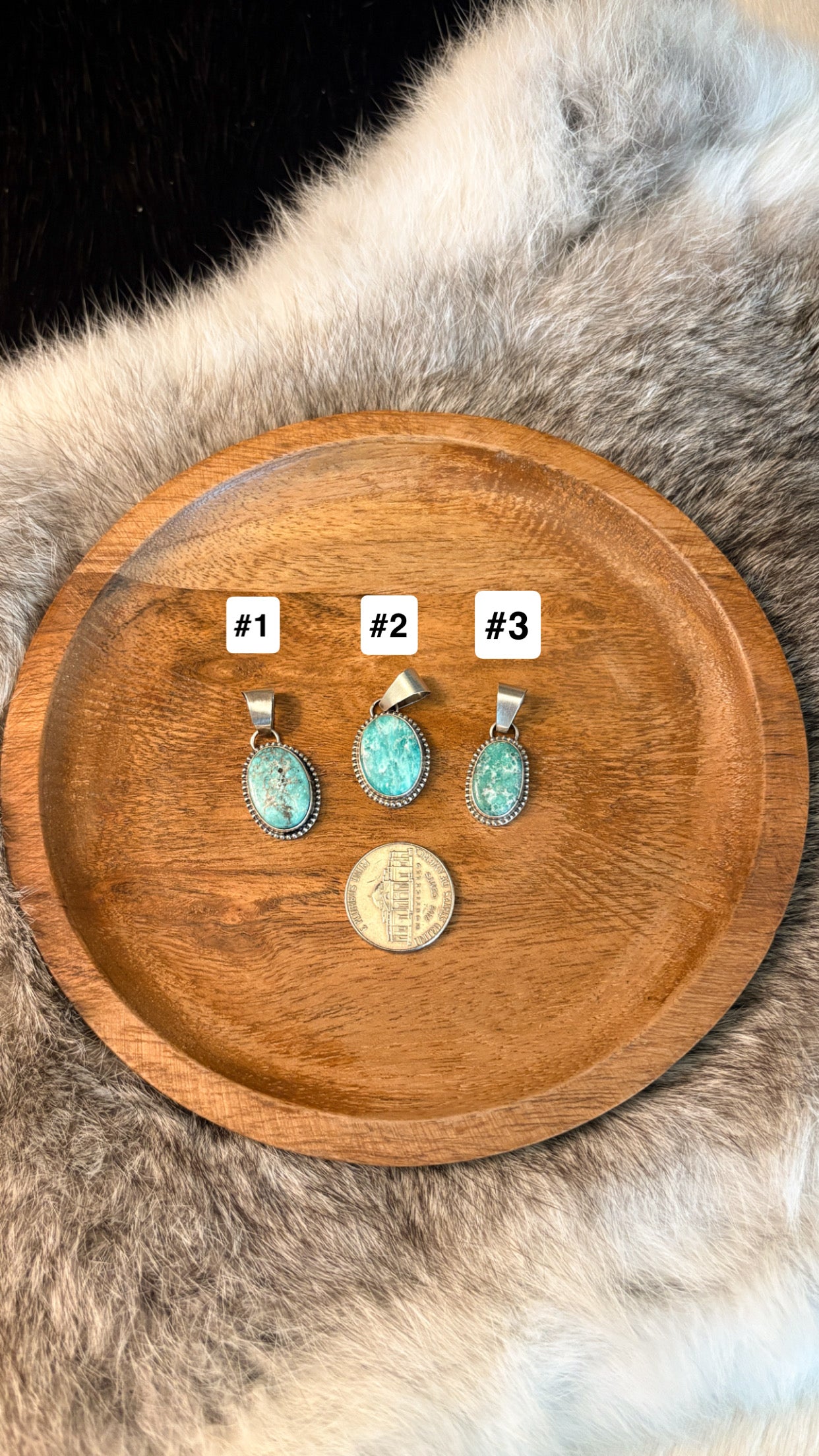 WHITE WATER TURQUOISE PENDANT W BALL BEZEL