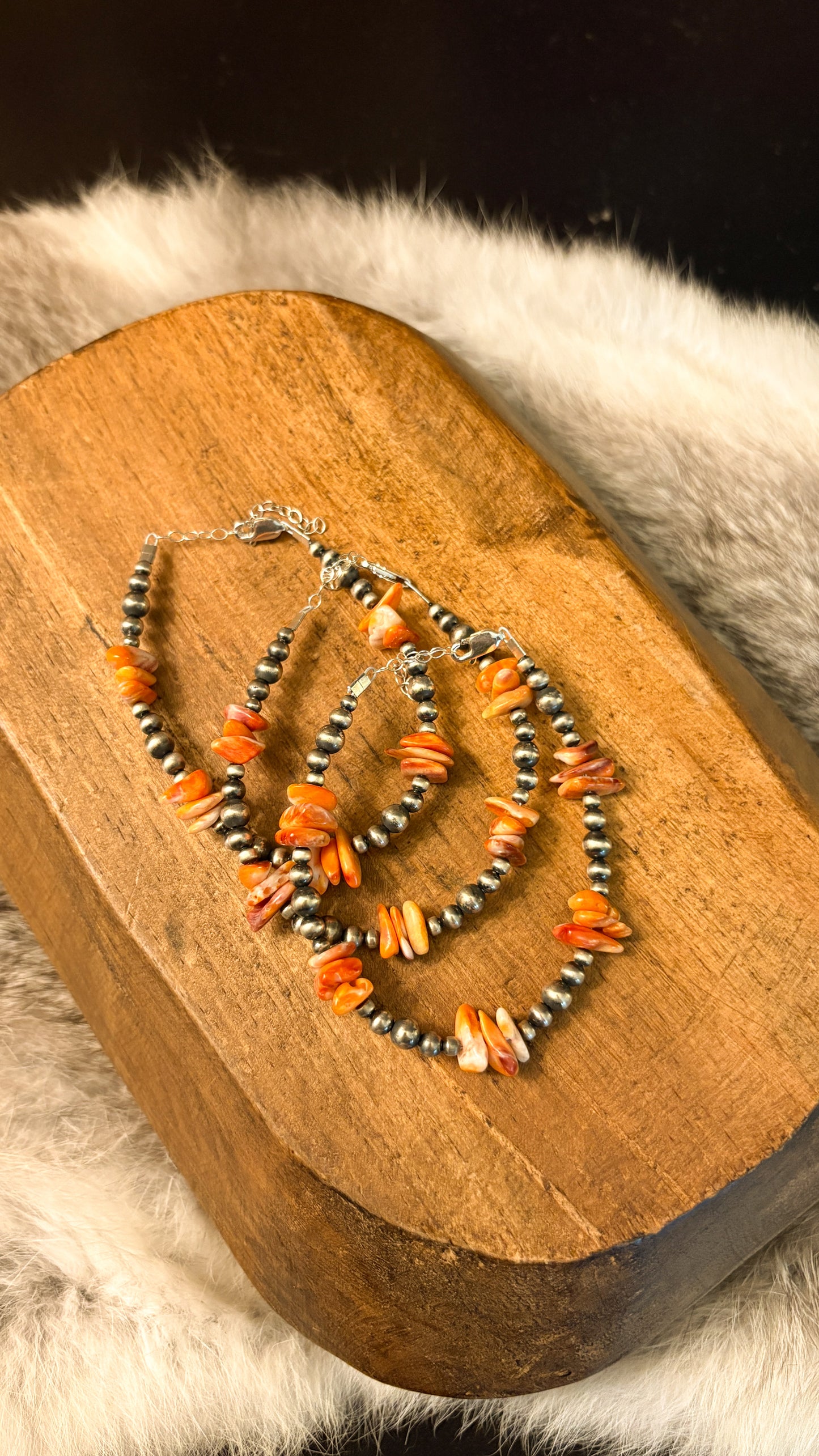 3-5MM PEARL ORANGE SPINY OYSTER CHIP BRACELET