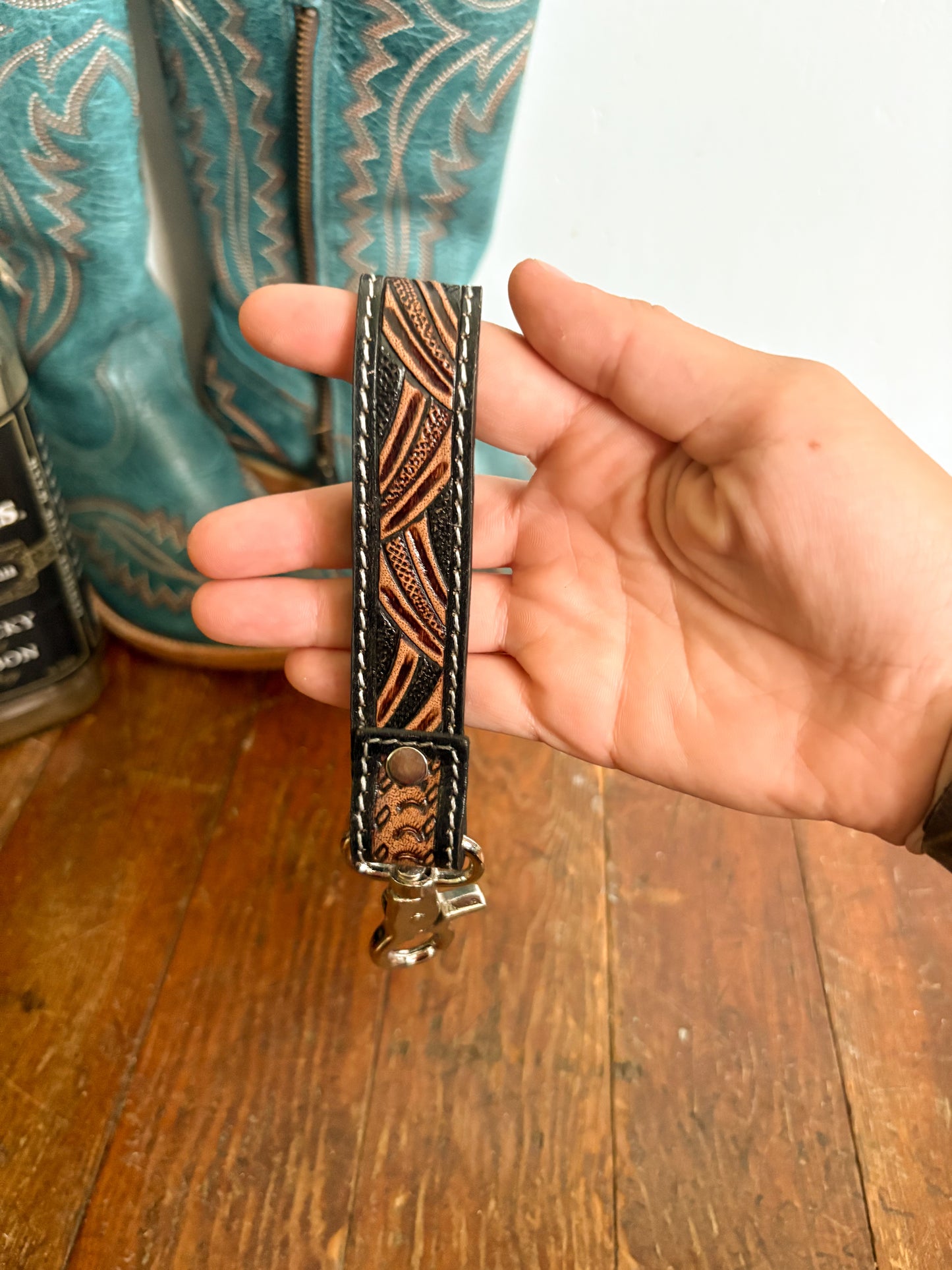 LEATHER TOOLED & COWHIDE KEY FOB - STYLE 3