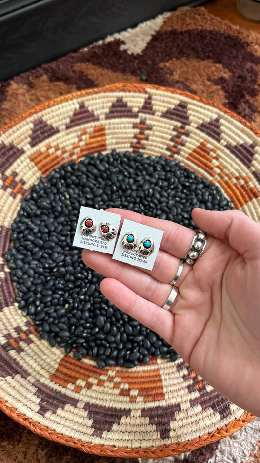 MINI BEAR PAW STUD EARRINGS