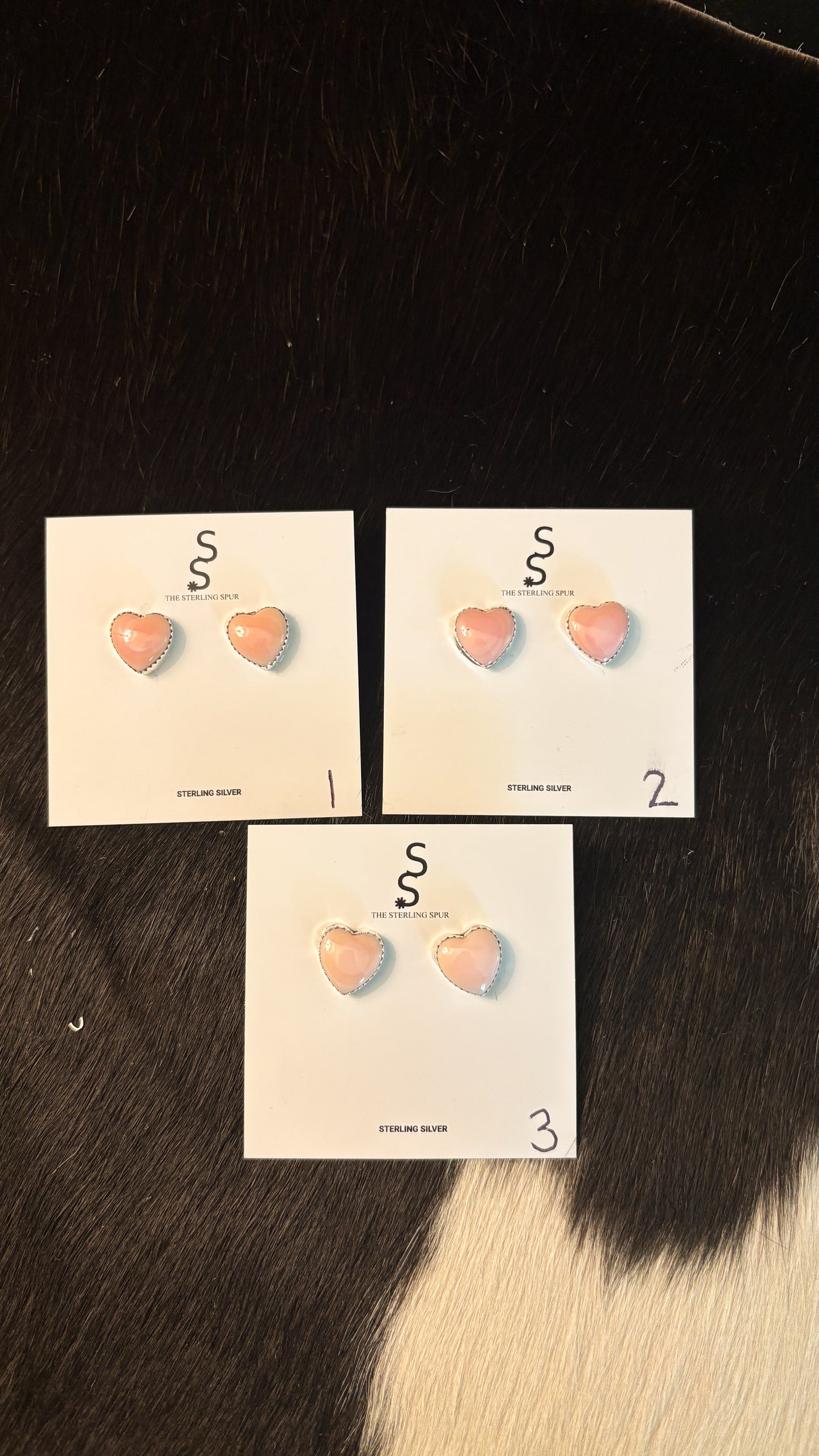 PINK CONCH HEART STUD EARRINGS