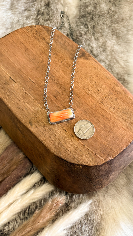 ORANGE SPINY OYSTER BAR NECKLACE