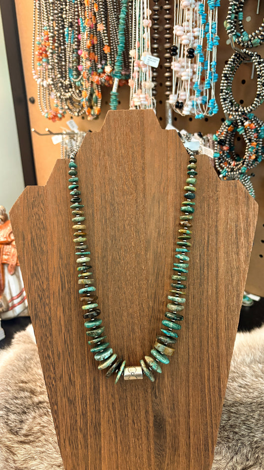 THE CLARA BARREL BEAD PEARL NECKLACE