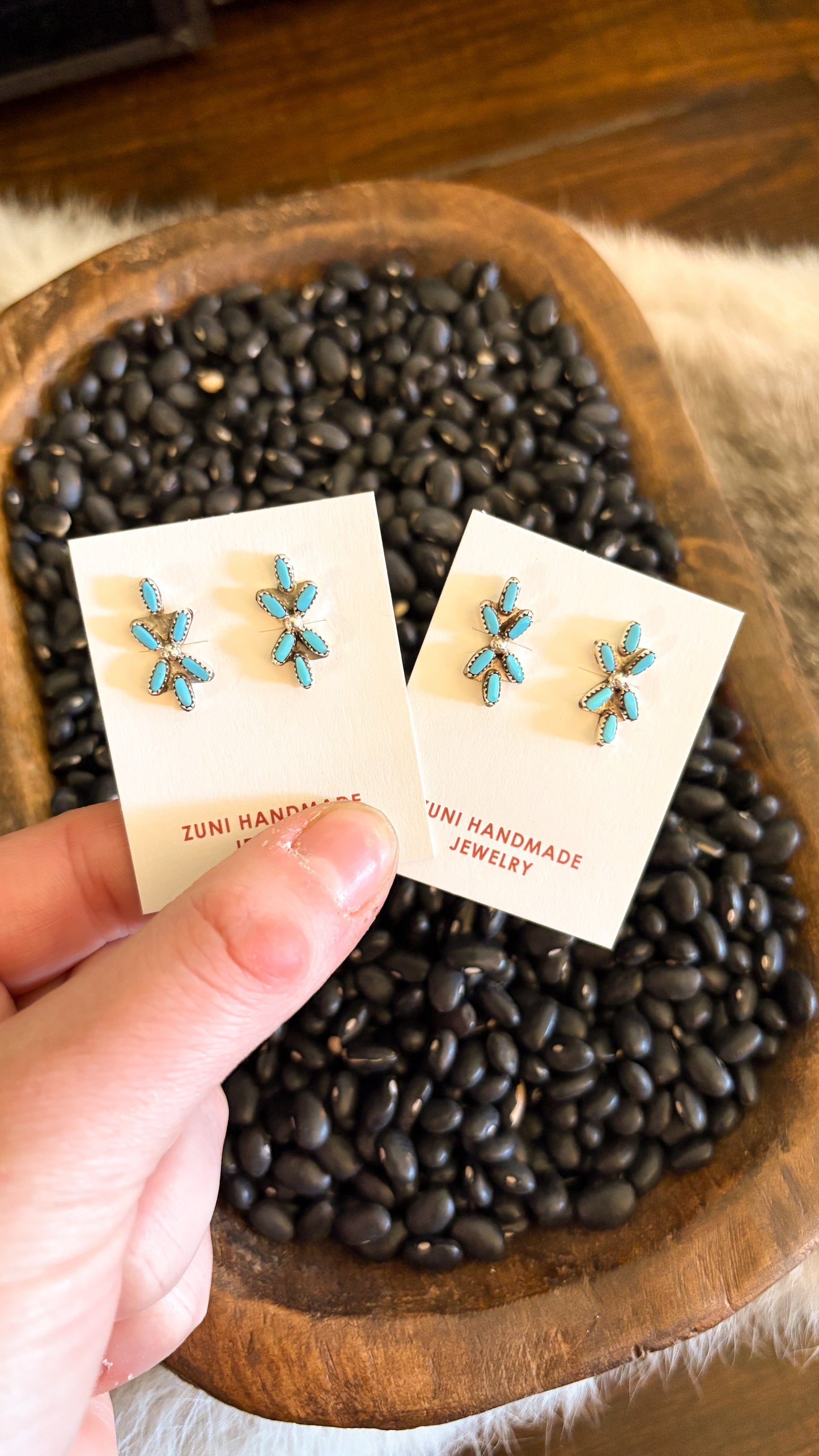 ZUNI TURQUOISE FLOWER STUD EARRINGS