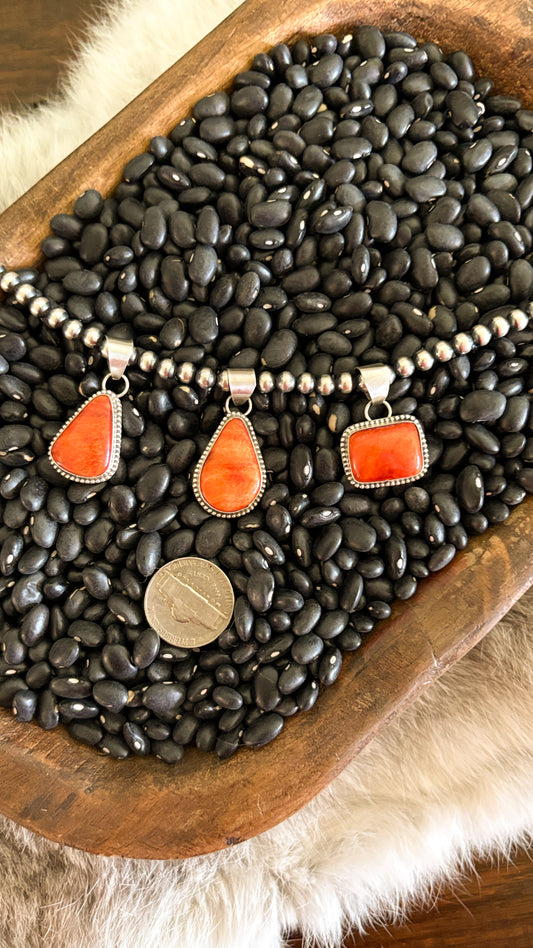 ORANGE SPINY OYSTER PENDANT