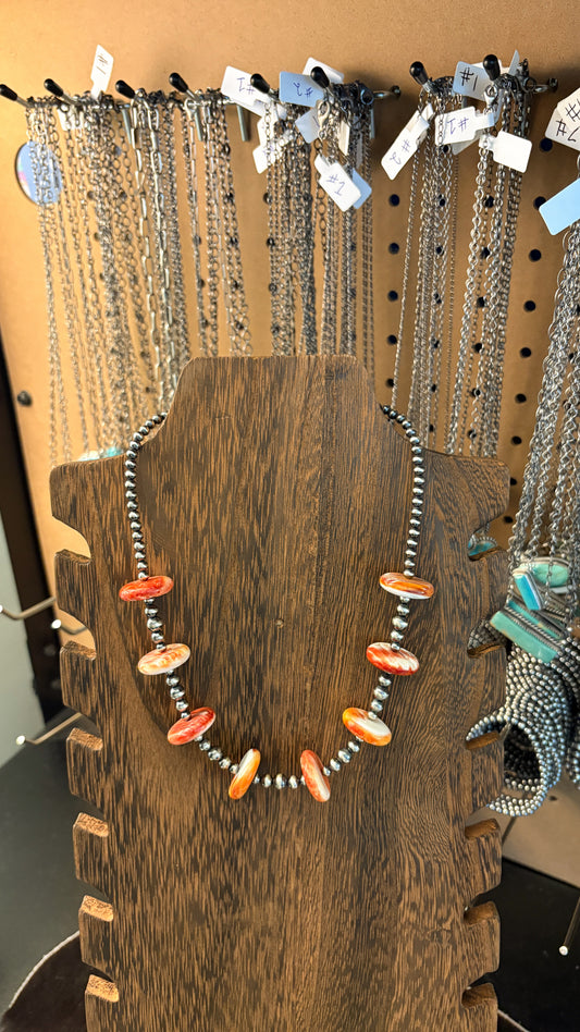 THE TILLIE NECKLACE