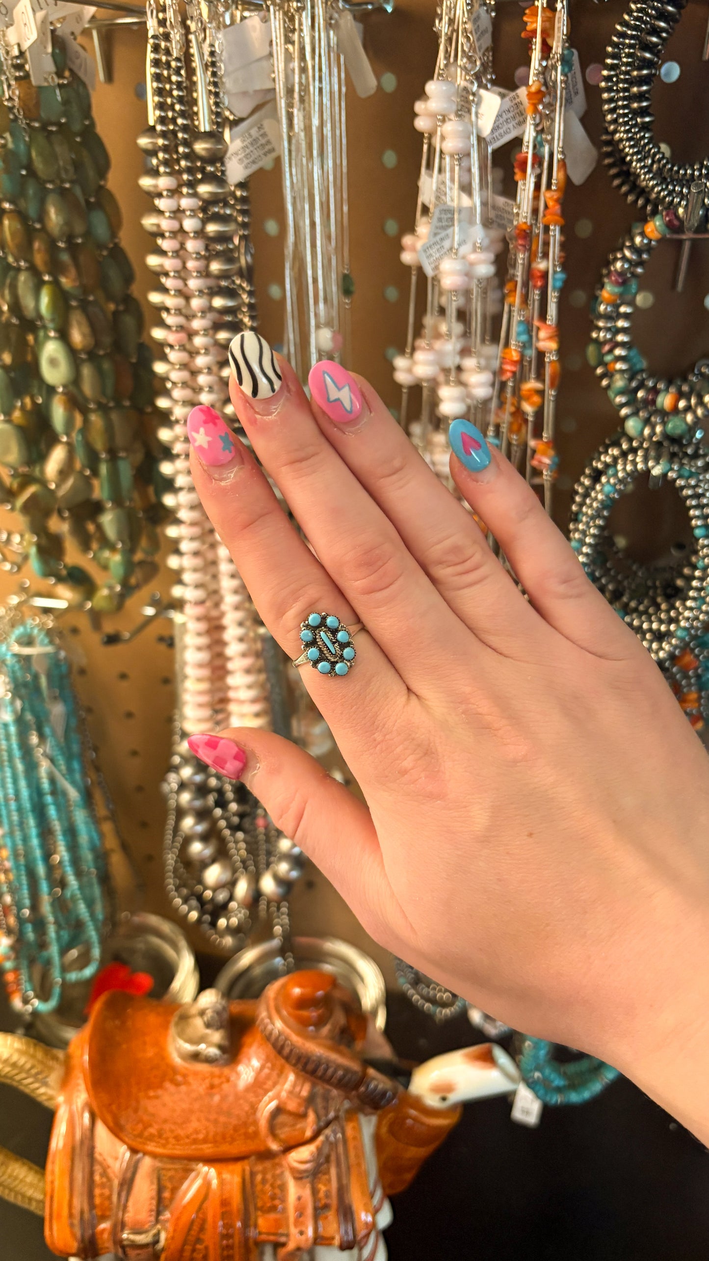 OVAL ZUNI TURQUOISE CLUSTER RING