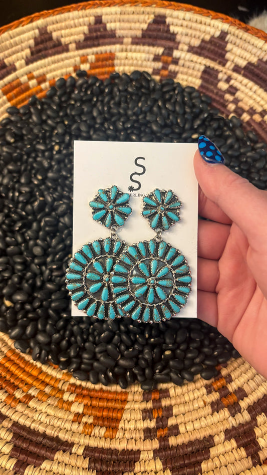 KINGMAN TURQUOISE CLUSTER DANGLE EARRINGS BY MYRA BENALLY