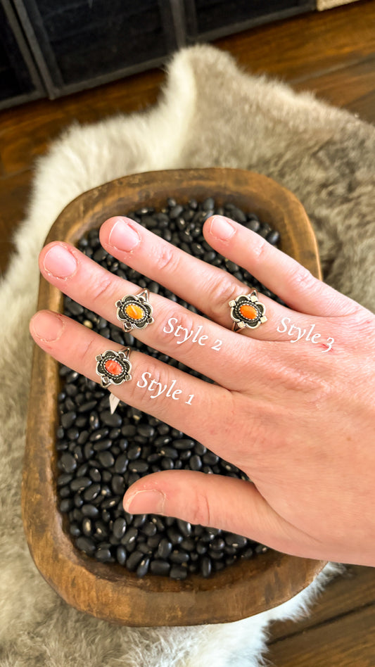 SPINY OYSTER RING W STERLING SILVER DETAIL