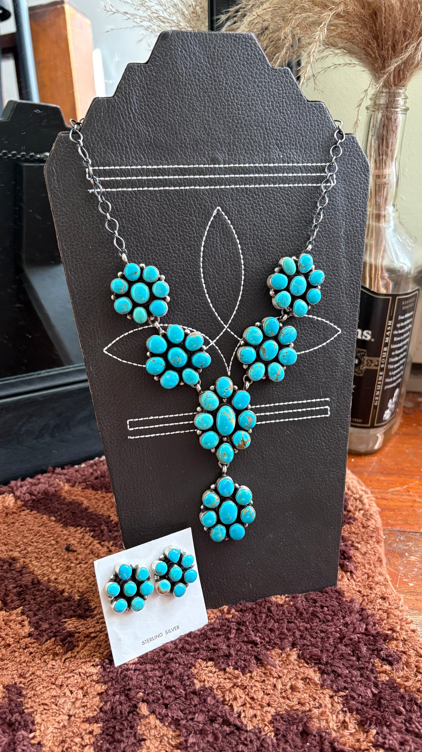 GORGEOUS KINGMAN TURQUOISE CLUSTER NECKLACE & EARRING SET BY TRAVIS JIM