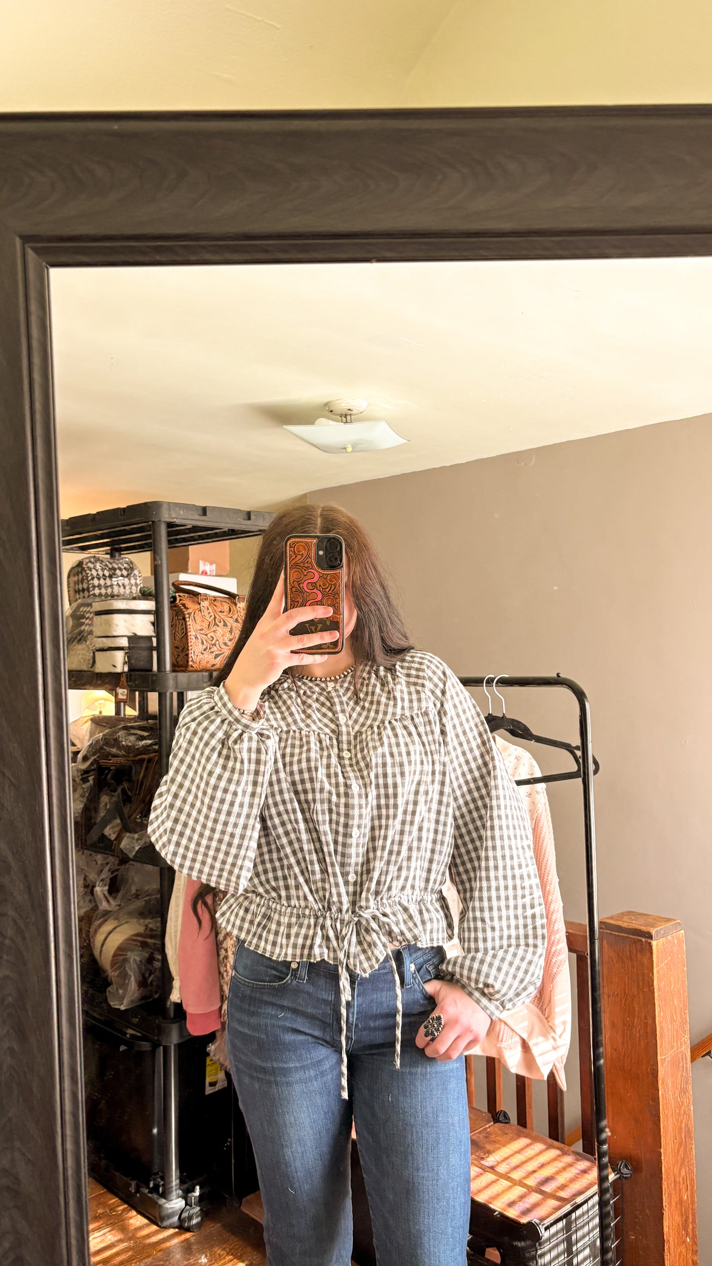 BLACK GINGHAM LONG SLEEVE TOP