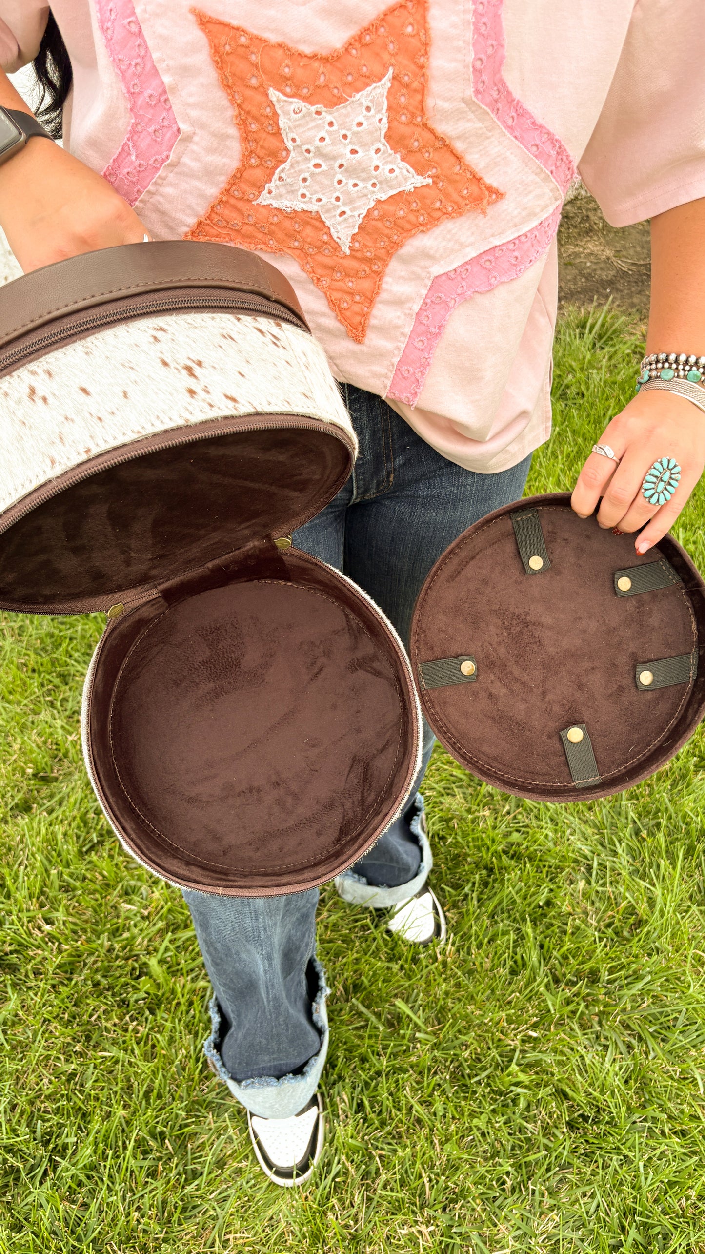 XL ROUND LEATHER TOOLED & COWHIDE JEWELRY BOX
