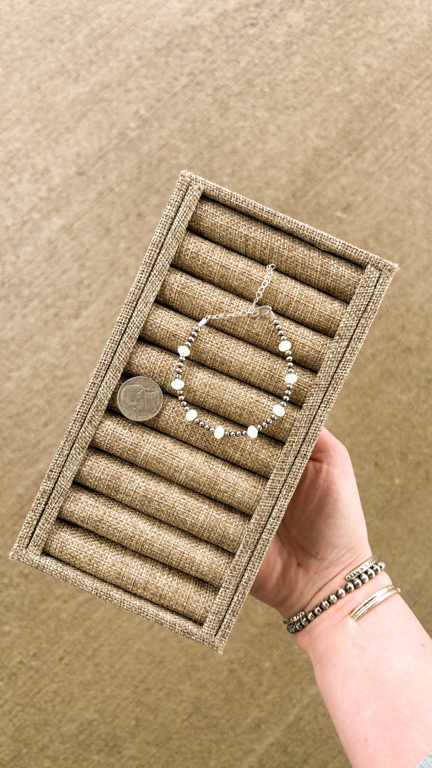 MOTHER OF PEARL 3MM PEARL BRACELET