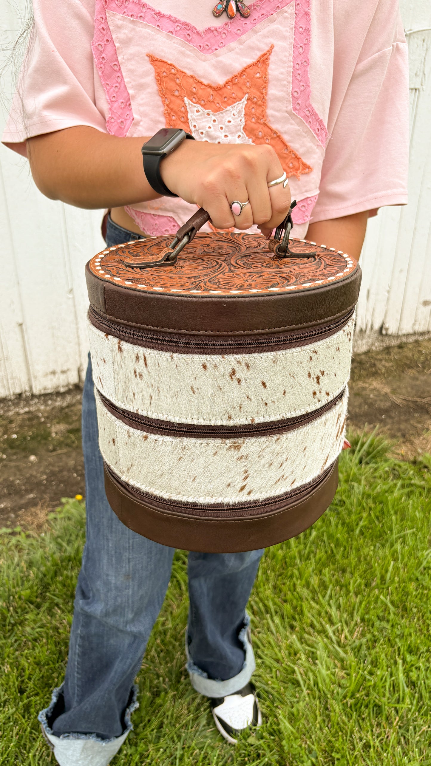 XL ROUND LEATHER TOOLED & COWHIDE JEWELRY BOX