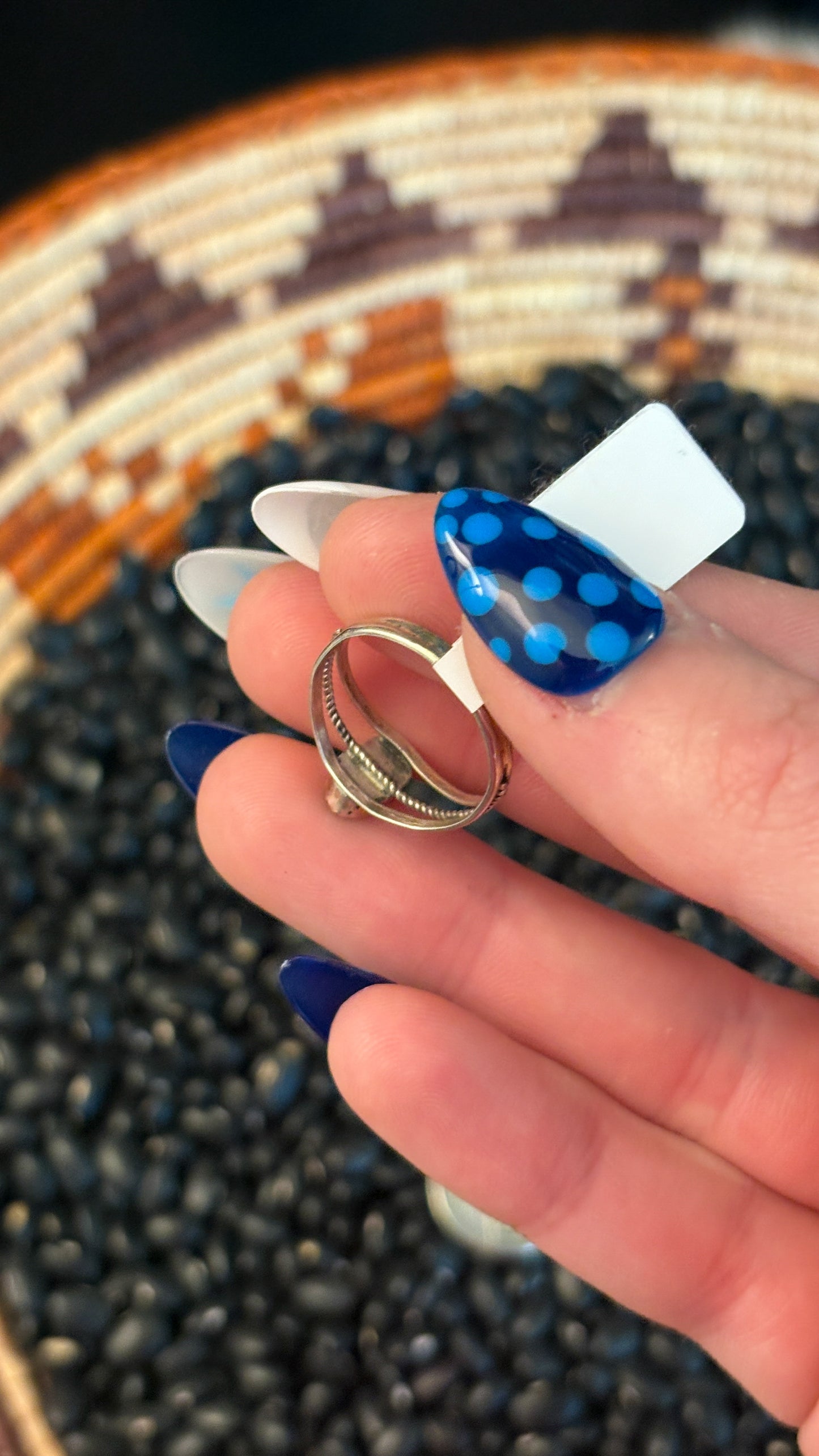 MOTHER OF PEARL RING W ROPE DETAIL