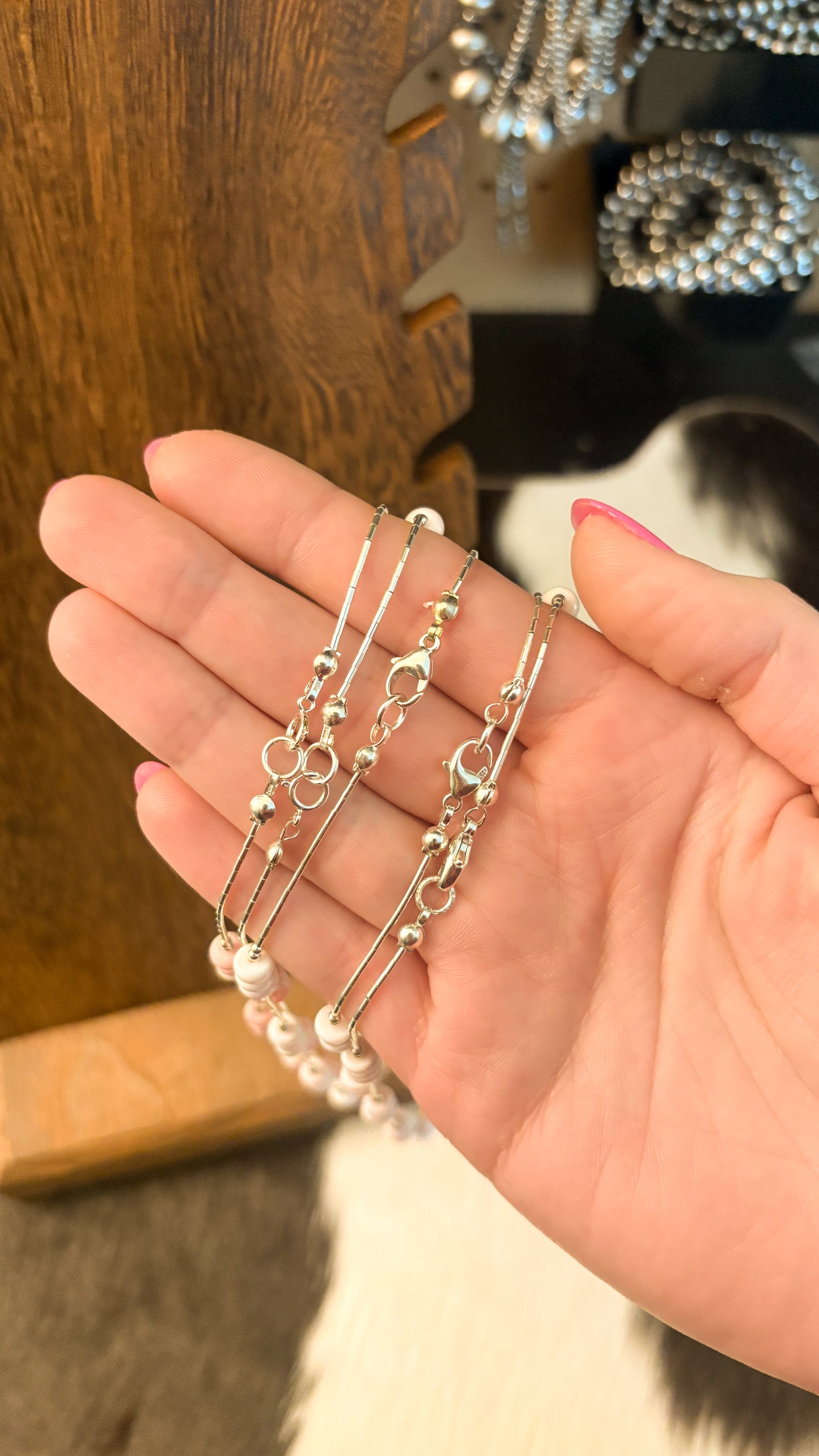 LIQUID SILVER PINK CONCH NECKLACE