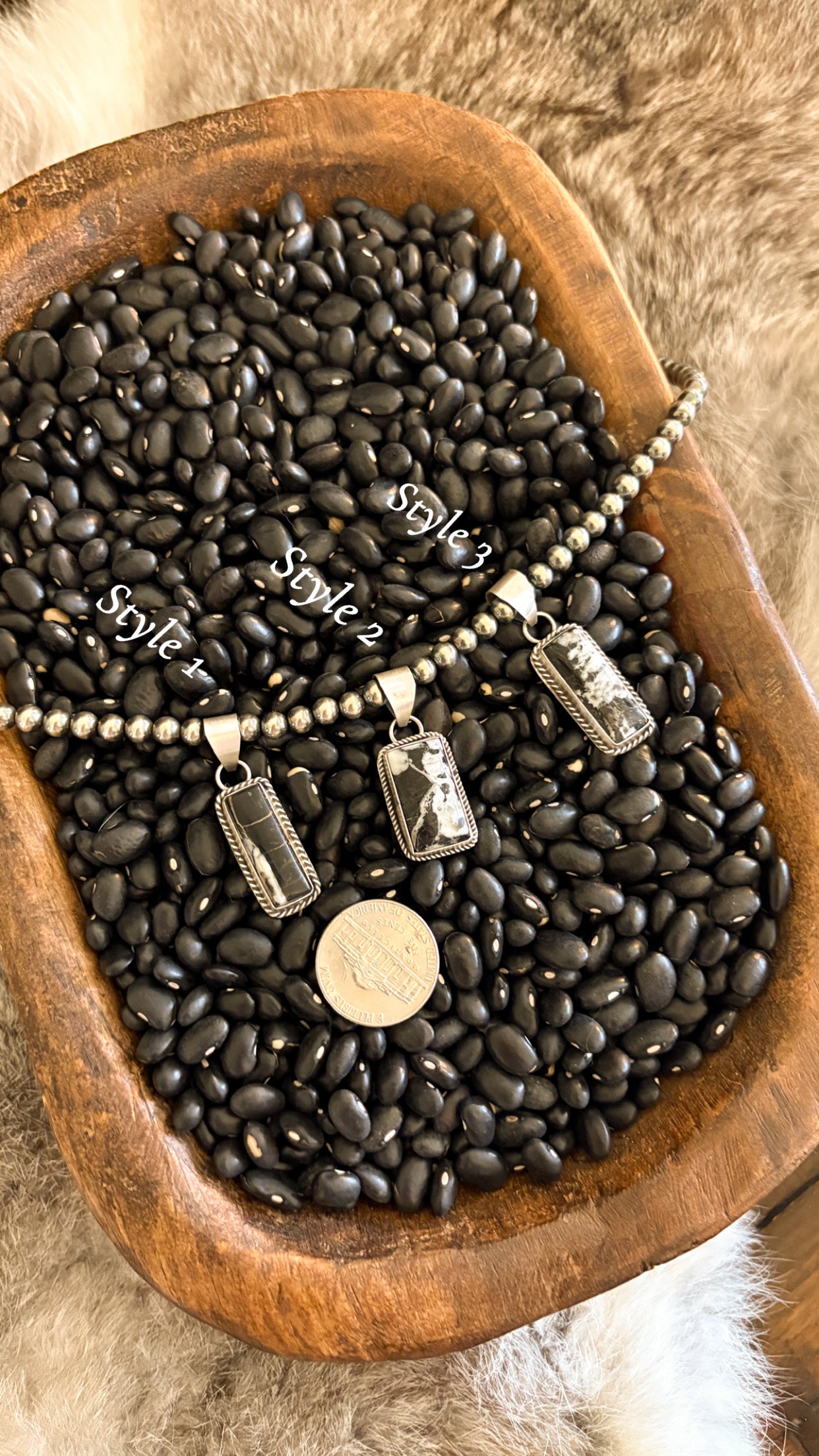 WHITE BUFFALO BAR PENDANT