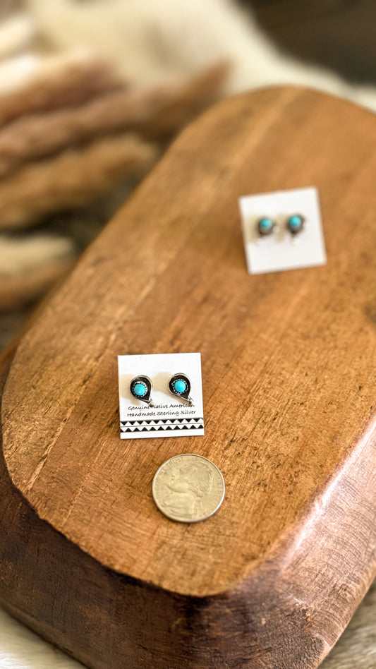 BALLOON TURQUOISE SHADOWBOX STUDS