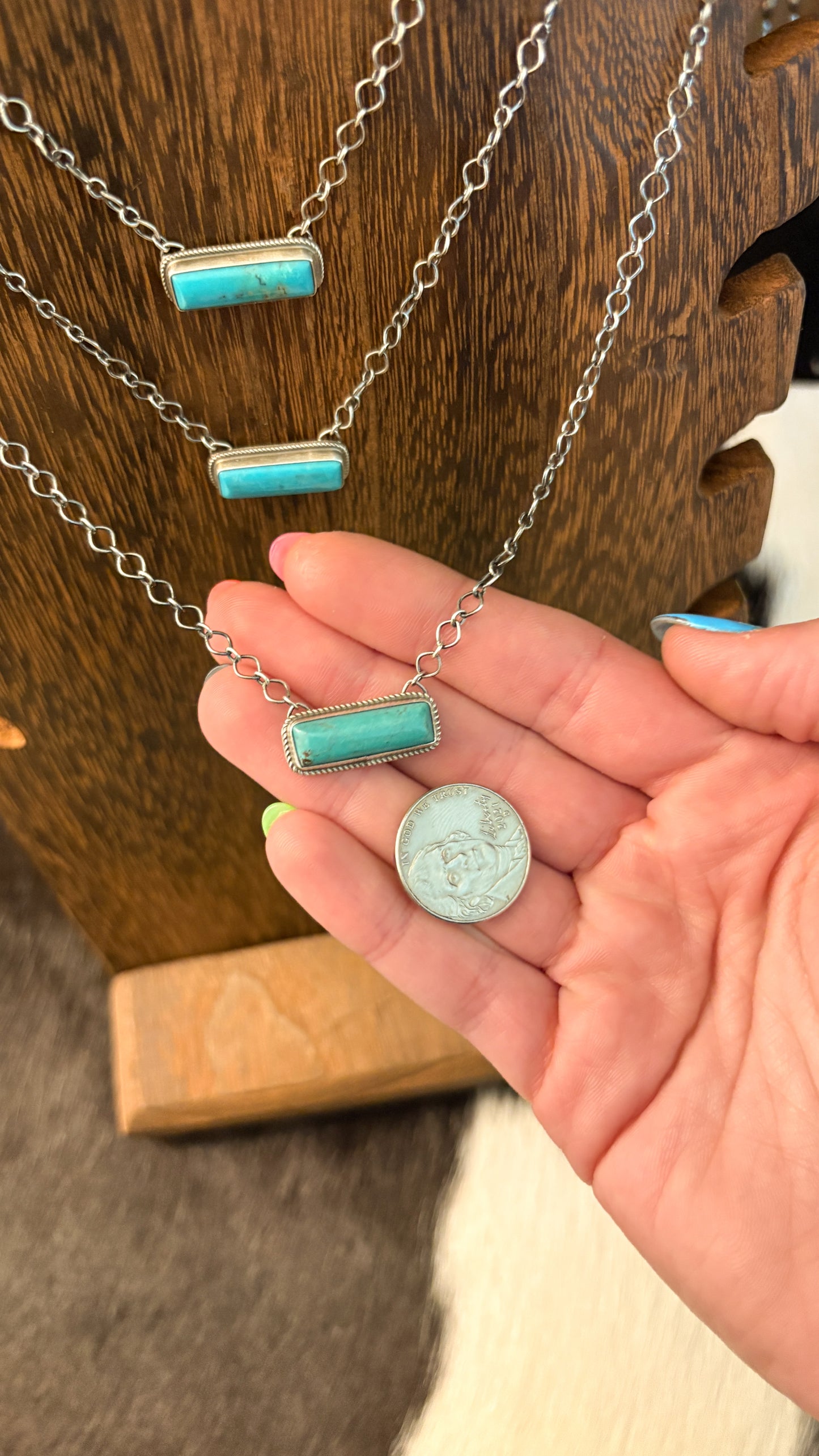 MEDIUM BLUE TURQUOISE BAR NECKLACE