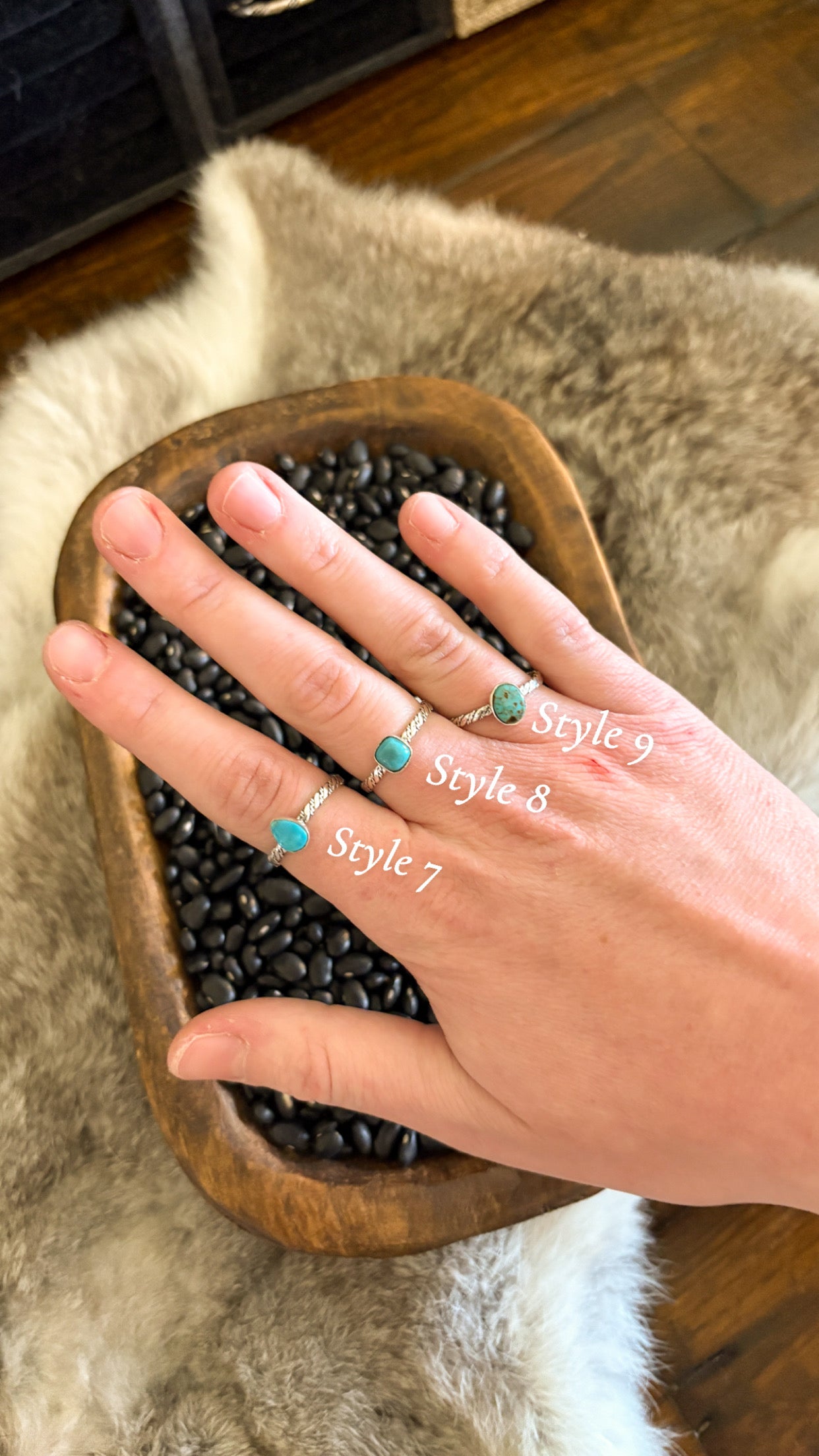 STONE WITH ROPE TWIST RING - TURQUOISE
