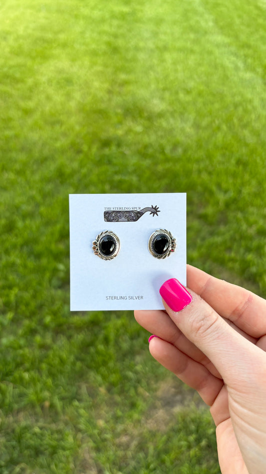 BLACK ONYX STUD EARRINGS