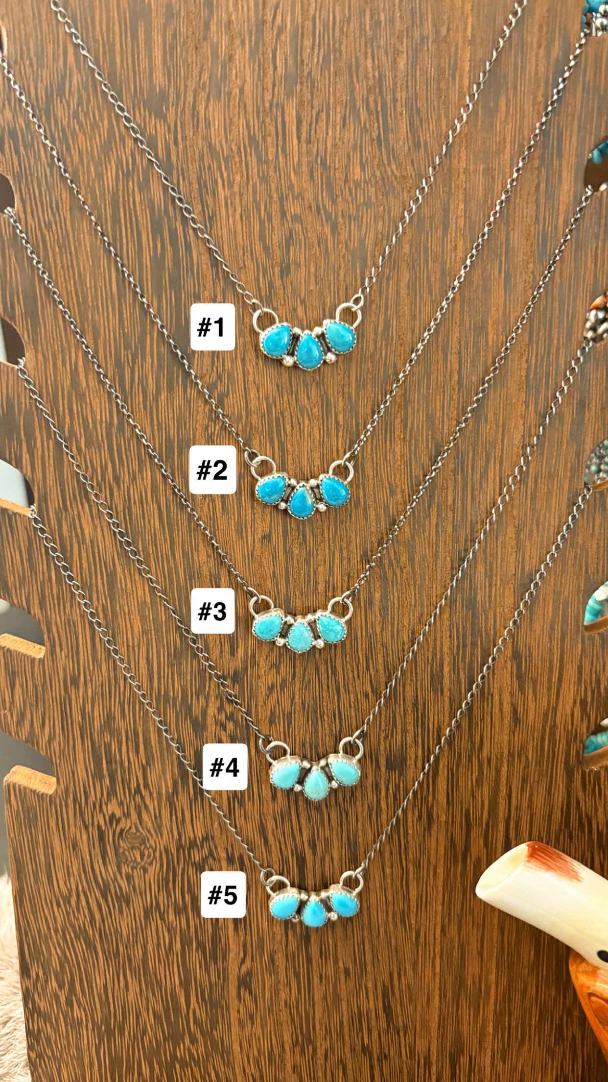 3 STONE KINGMAN TURQUOISE BAR NECKLACE