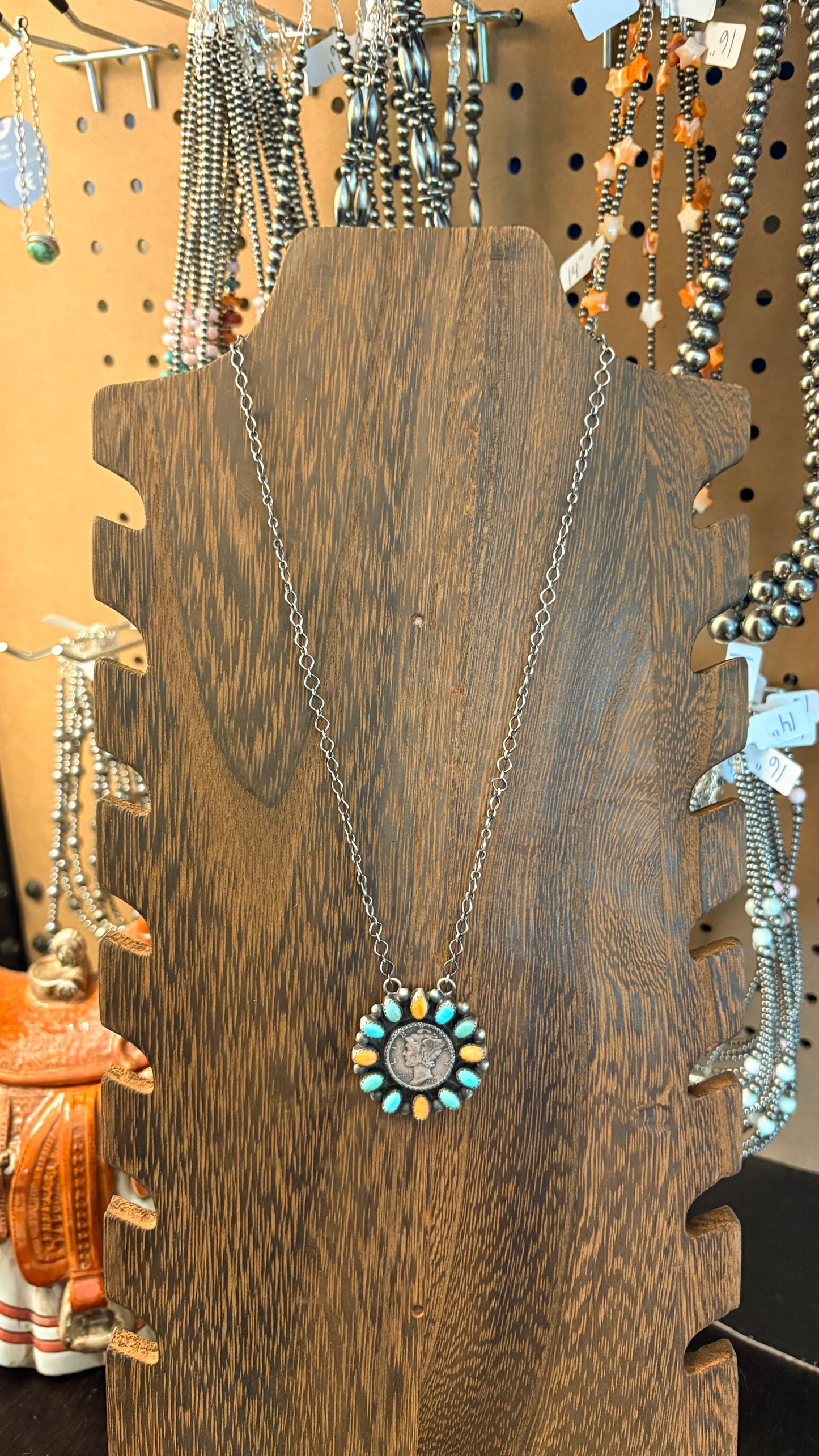 1945 TURQUOISE & ORANGE SPINY MERCURY DIME CLUSTER NECKLACE BY ELI SKEETS