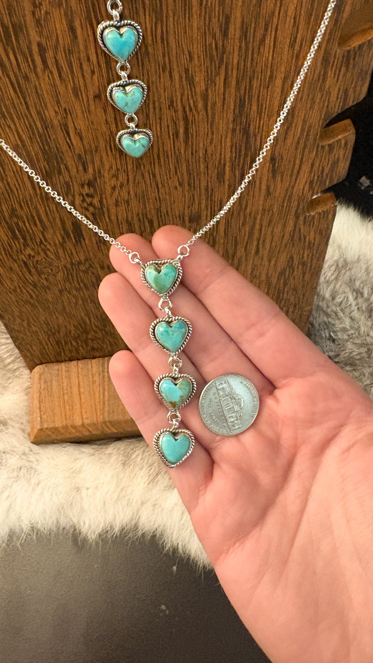 KINGMAN TURQUOISE HEART LARIAT