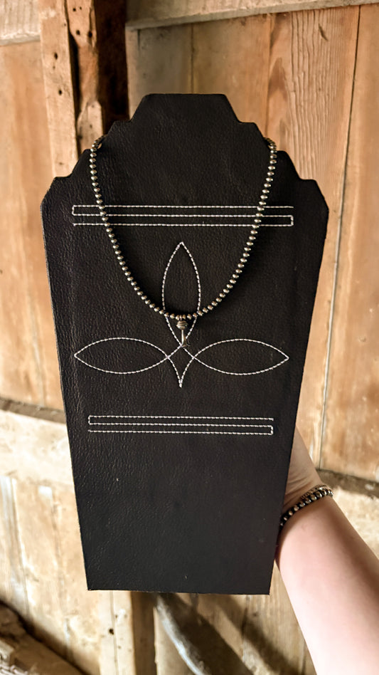 4MM STERLING SILVER PEARL NECKLACE W MINI SQUASH PENDANT