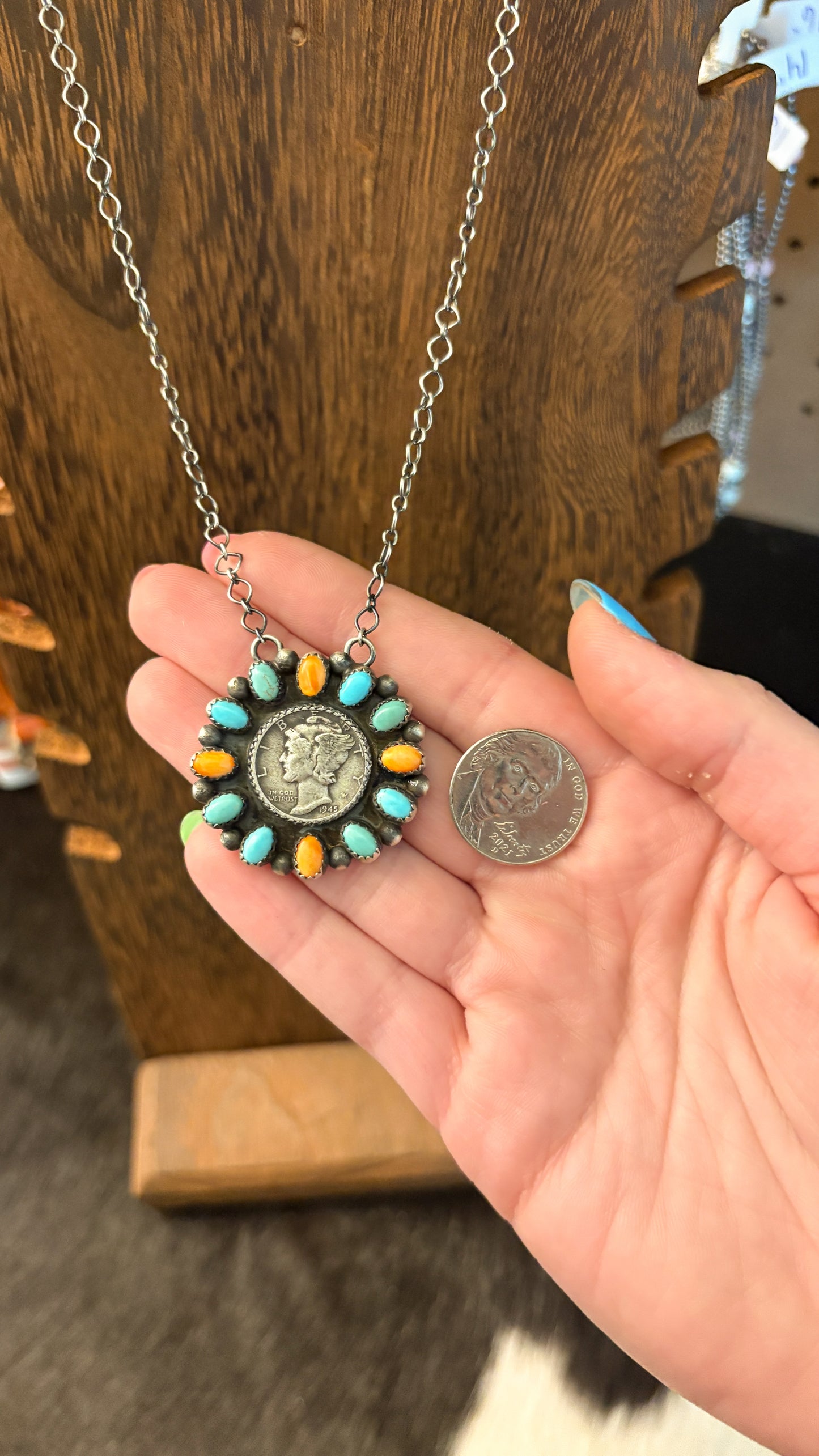1945 TURQUOISE & ORANGE SPINY MERCURY DIME CLUSTER NECKLACE BY ELI SKEETS