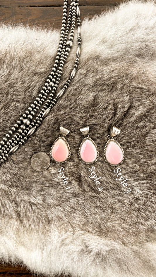 PINK CONCH TEARDROP PENDANT BY JIMSON BELIN