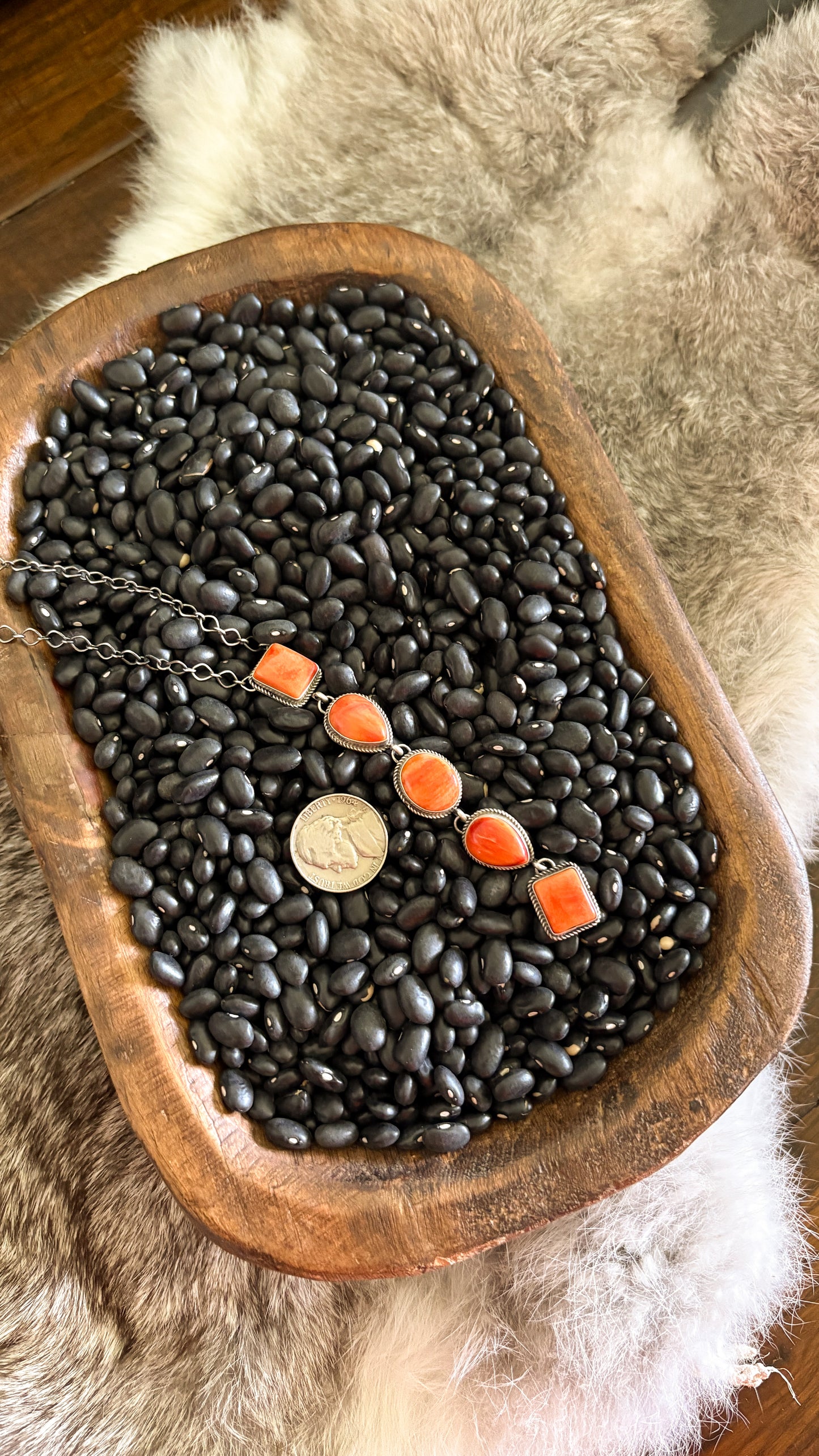 ORANGE SPINY OYSTER LARIAT