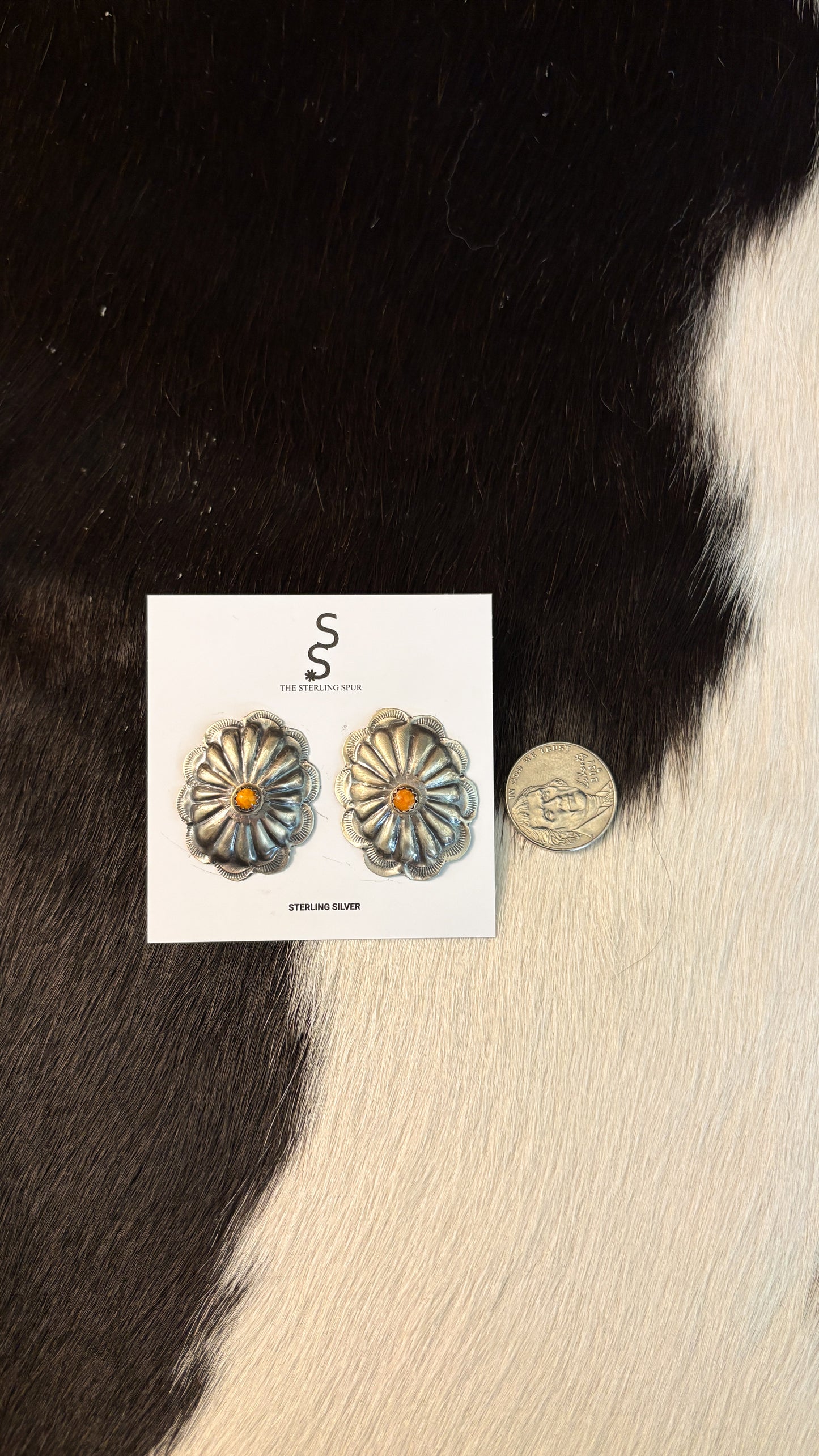 ORANGE SPINY OYSTER CONCHO EARRINGS