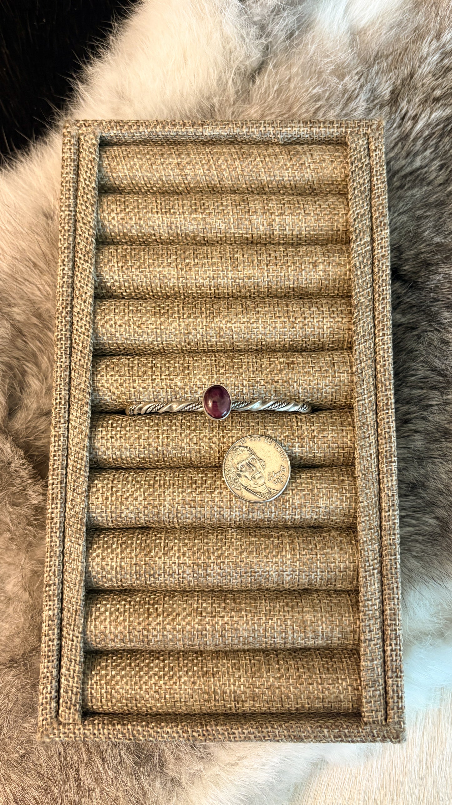 PURPLE SPINY OYSTER CUFF W ROPE BAND