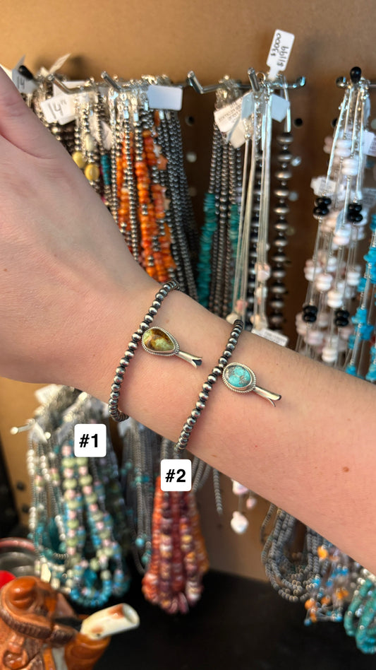 4MM STERLING SILVER PEARL STRETCH BRACELET W MINI TURQUOISE SQUASH