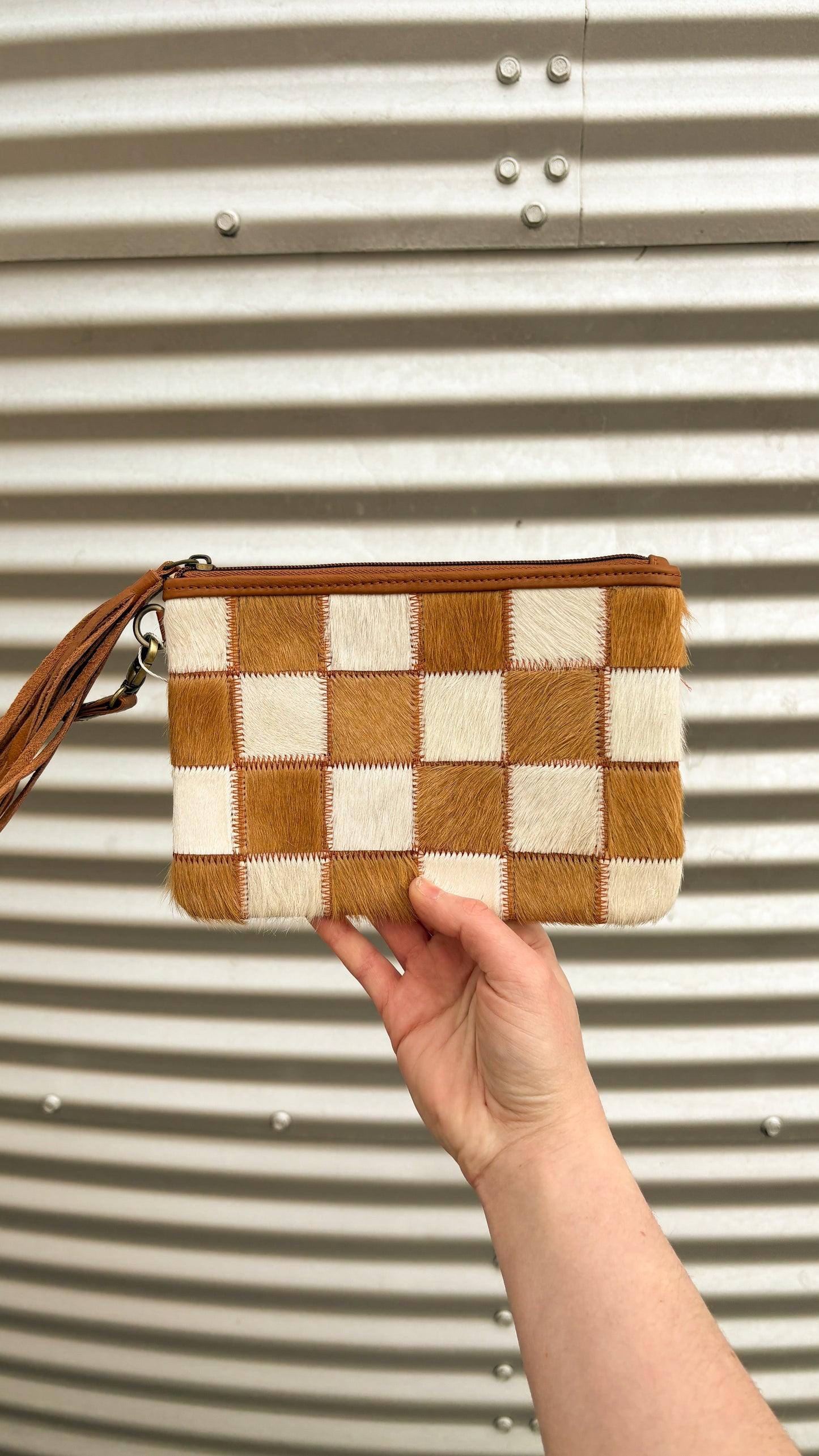 CHECKERED COWHIDE WRISTLET - TAN