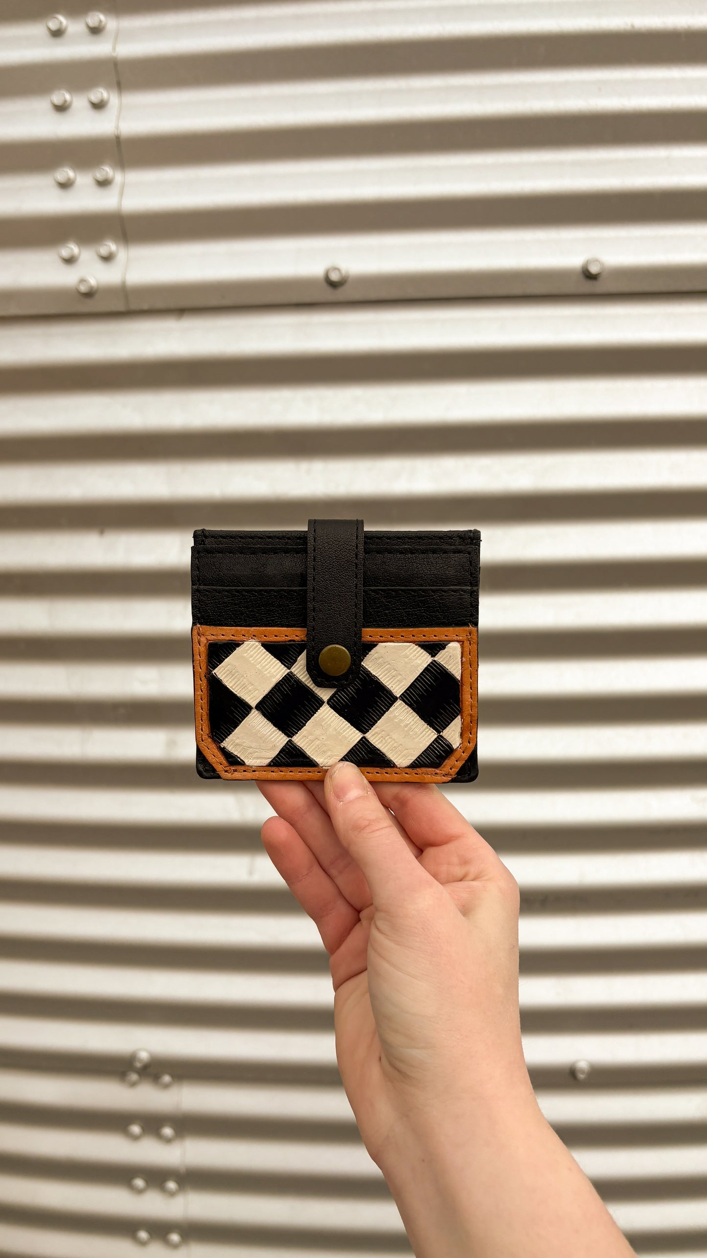 CHECKERED CARDHOLDER