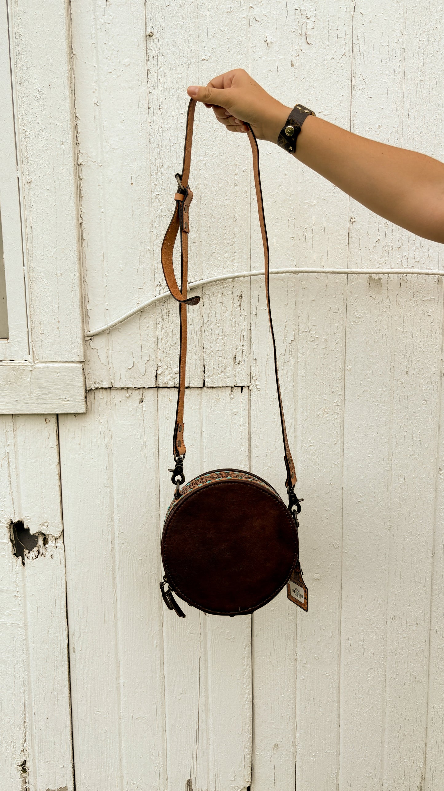 8 BALL TURQUOISE CANTEEN BAG