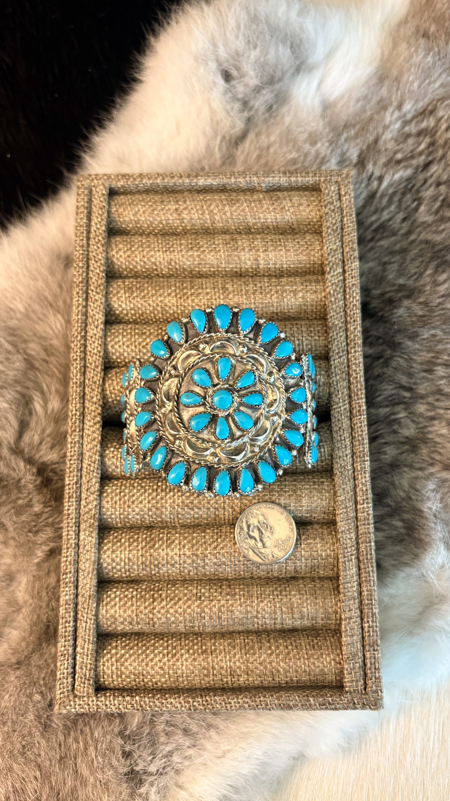 XL KINGMAN TURQUOISE CLUSTER CUFF BY DELIA WAUNEKA