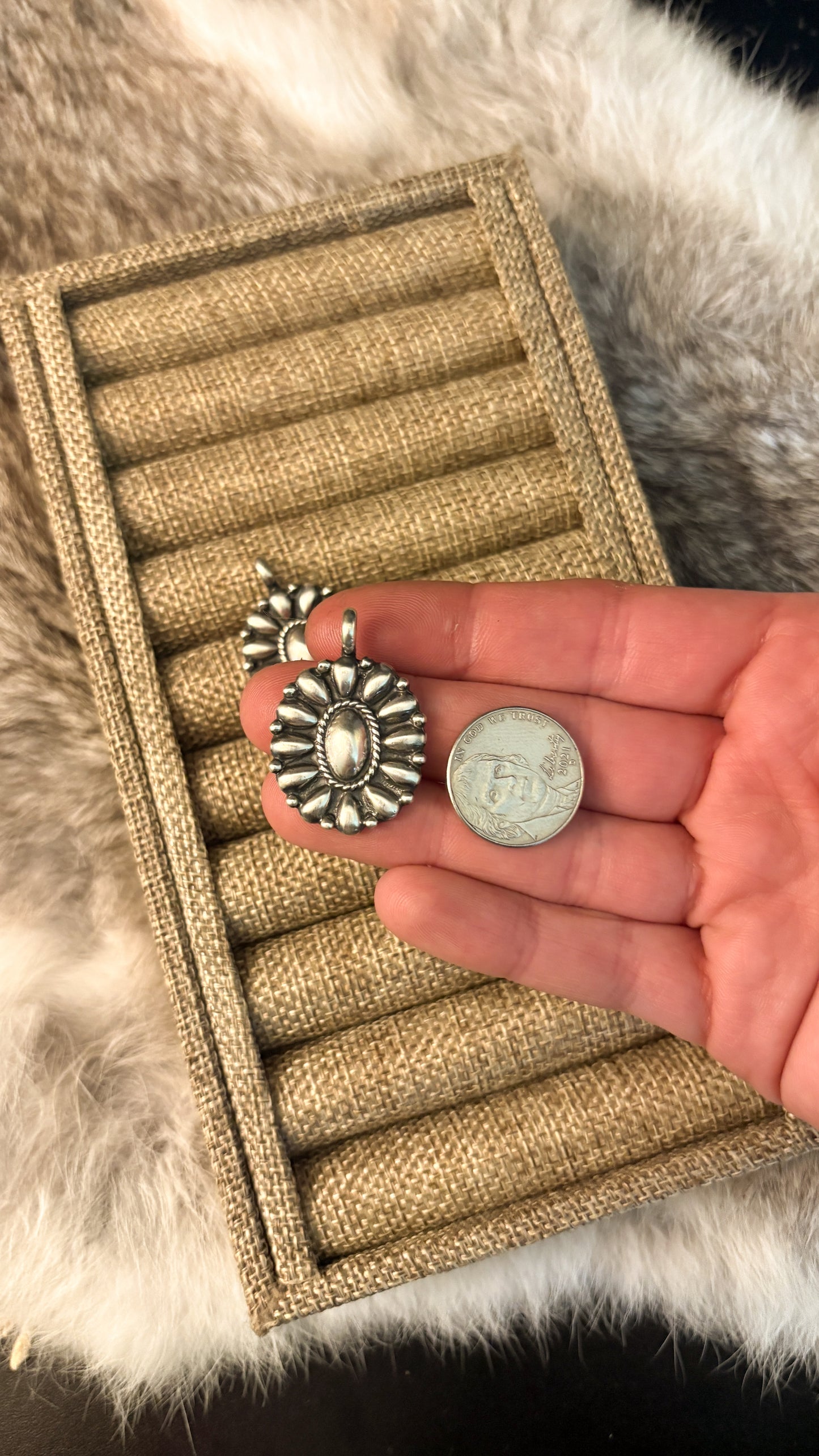 CONCHO PENDANT BY JIMSON BELIN