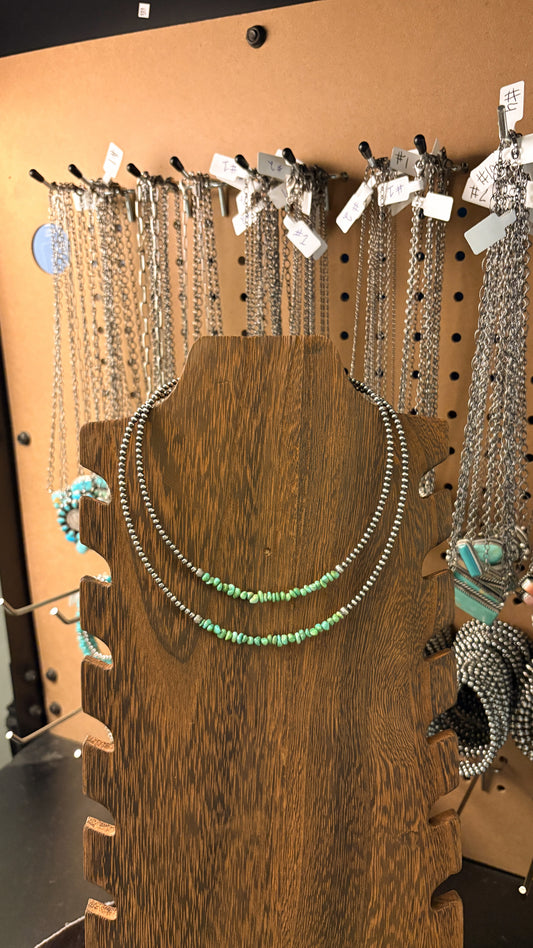 THE JOLLIE NECKLACE