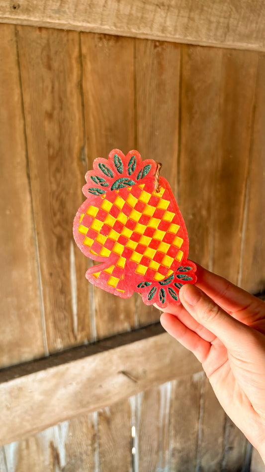 CHECKERED SPADE FRESHIE - ORANGE & PINK
