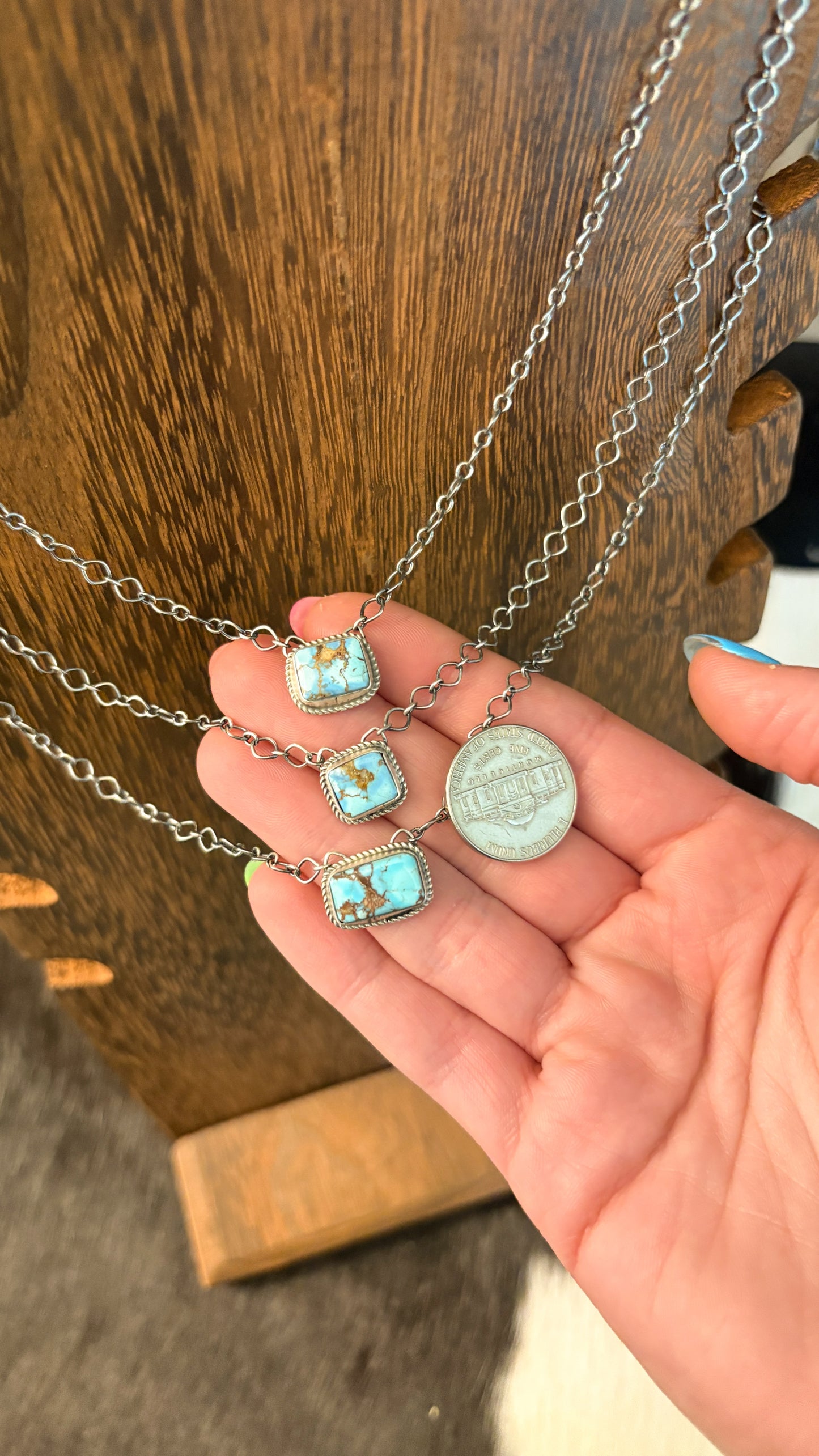 MINI GOLDEN HILLS TURQUOISE BAR NECKLACE