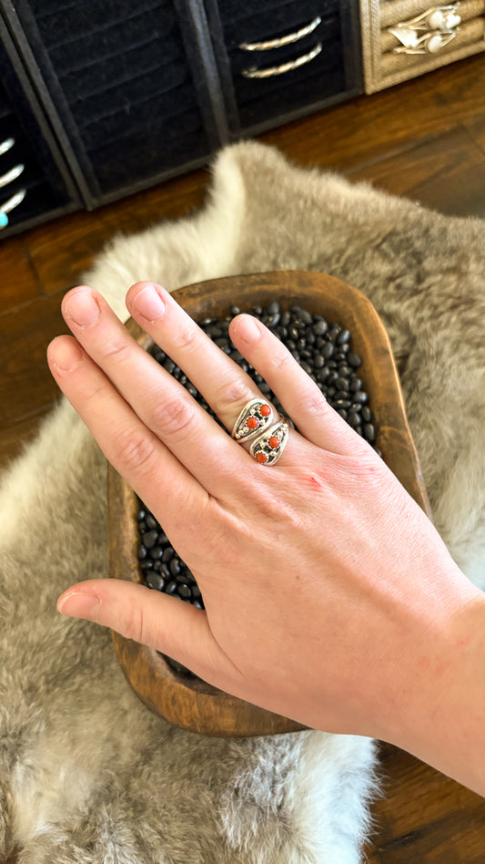 CORAL ADJUSTABLE WRAP RING