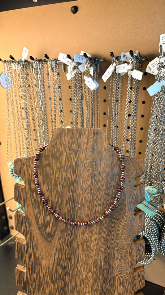 THE DOLLY CHOKER