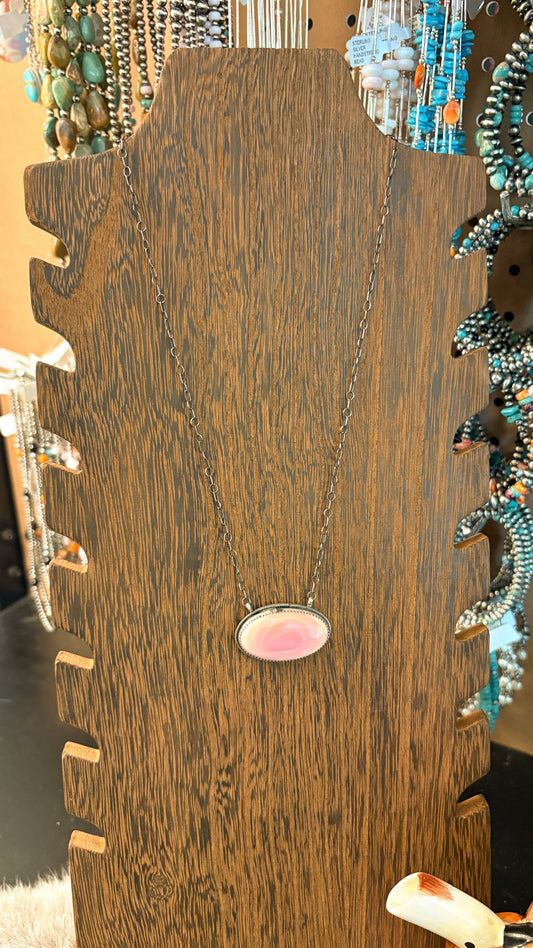 OVAL PINK CONCH NECKLACE BY TIA LONG