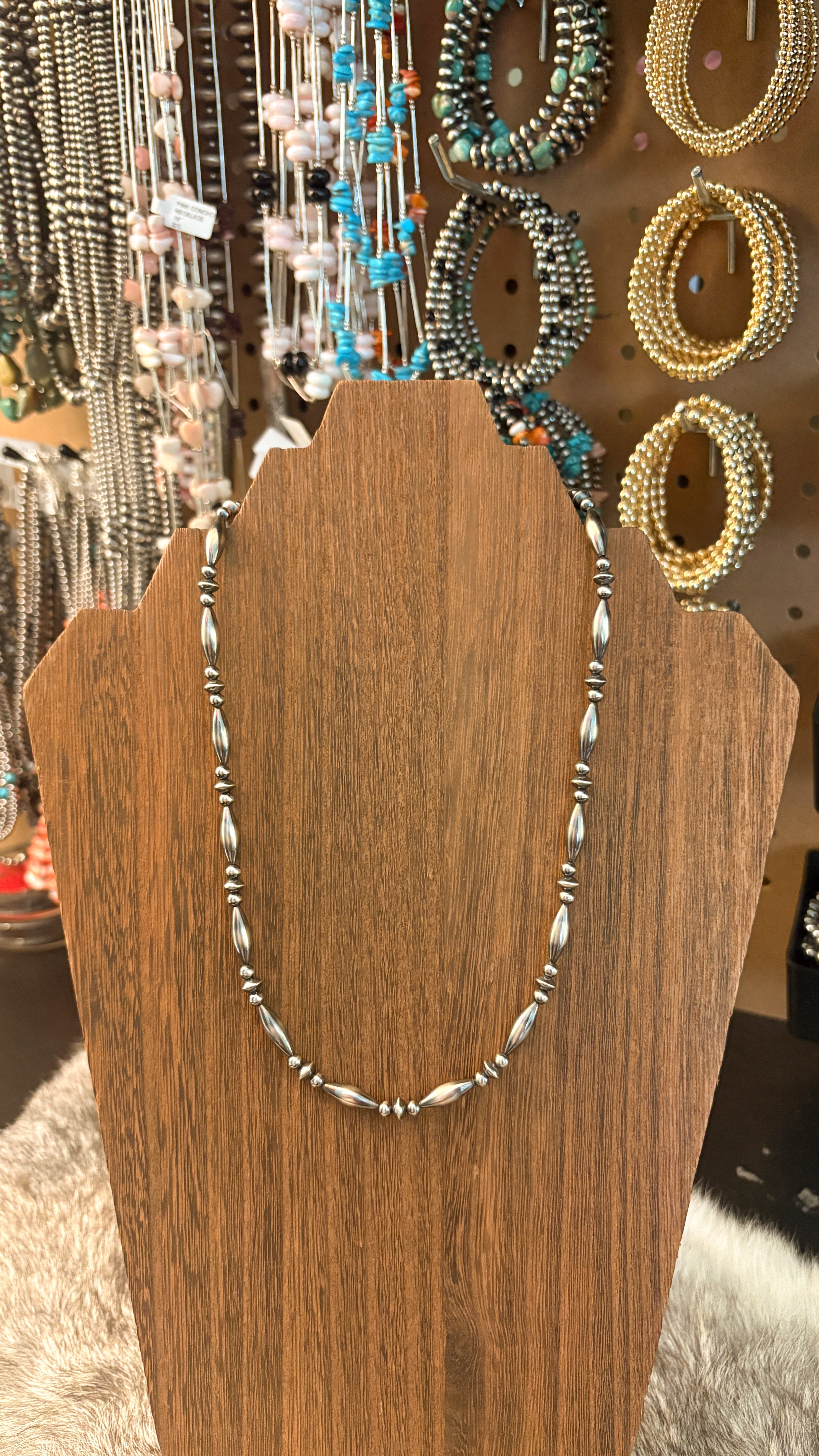 THE SOPHIA NECKLACE – The Sterling Spur
