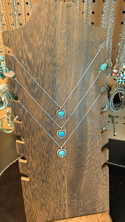 TURQUOISE HEART NECKLACE W BALL DETAIL