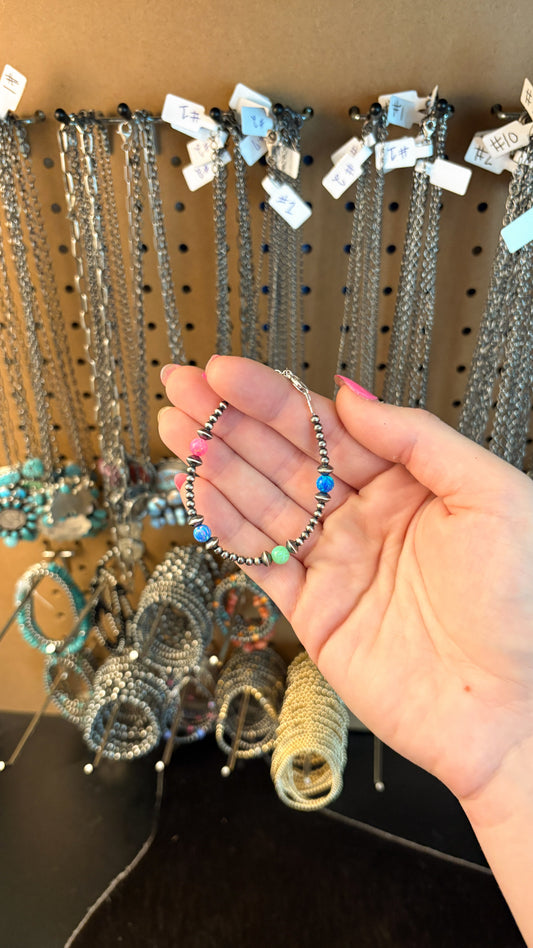 MIXED OPAL SAUCER BRACELET
