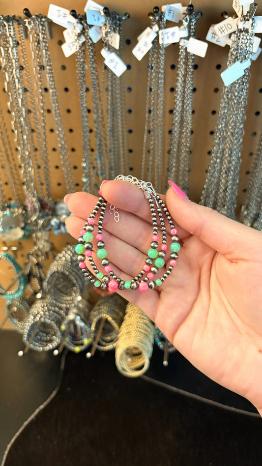GRADUATED GREEN & PINK OPAL BRACELET